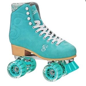 Candi Girl Carlin Roller Skates with safety gear!